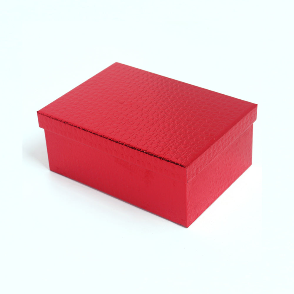 7/10 Gift Box Red Lethr Lk(25*18*10.5CM) in vibrant red color, perfect for gifts and special occasions.